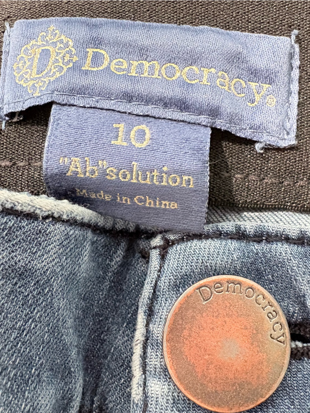 Democracy Women's Light Blue Skinny Jeans - Picture 4 of 4